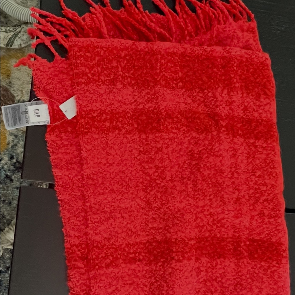 GAP Vibrant Red Plush Throw Blanket